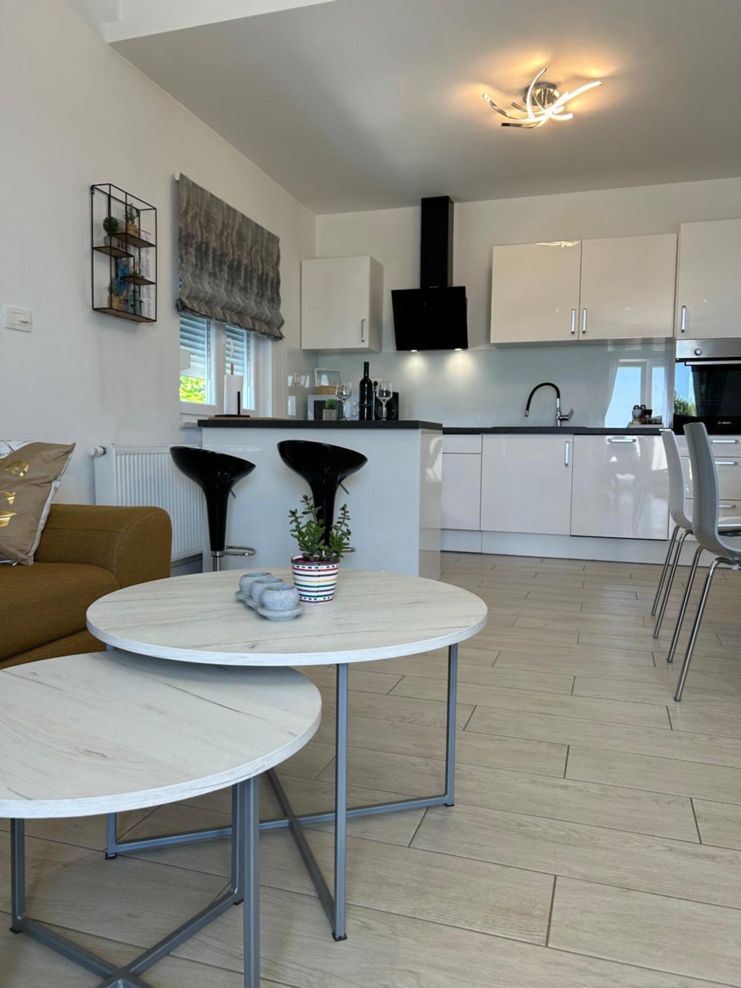 Apartman Mili Baška Voda المظهر الخارجي الصورة
